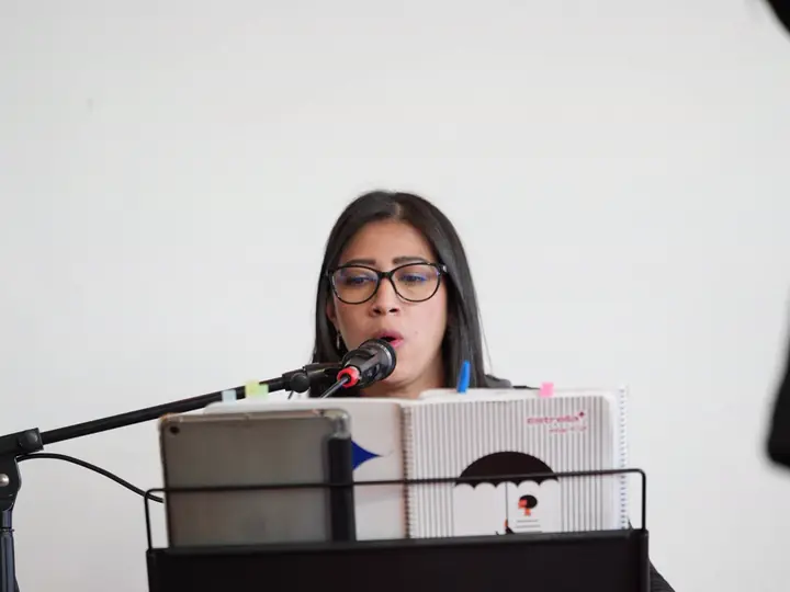 En el teclado durante la reunión